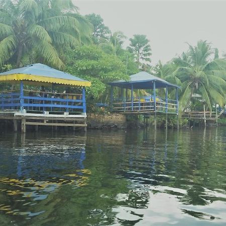 Aylos Bay Hotel Akosombo Exterior foto