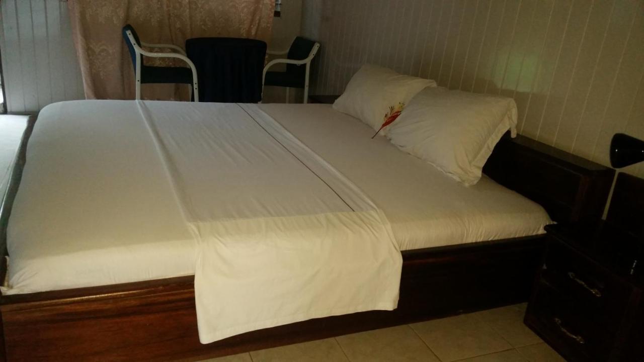 Aylos Bay Hotel Akosombo Exterior foto