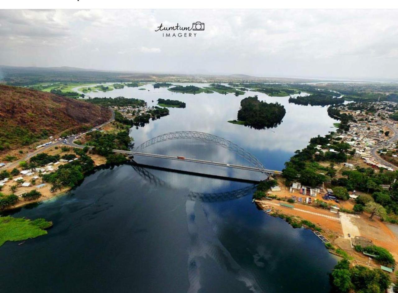 Aylos Bay Hotel Akosombo Exterior foto